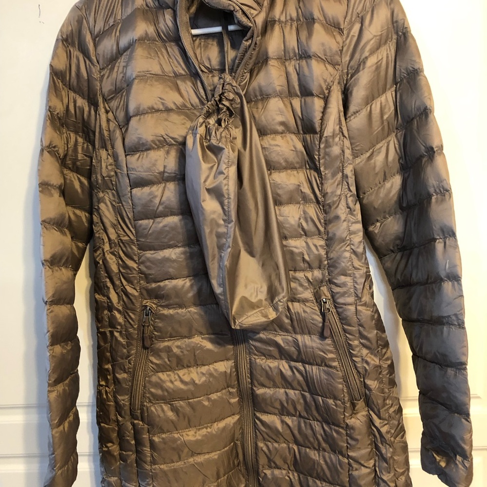 32 Degrees - image 5